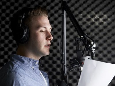 3 Essential Tips to Begin Your Radio or Voice Over Career